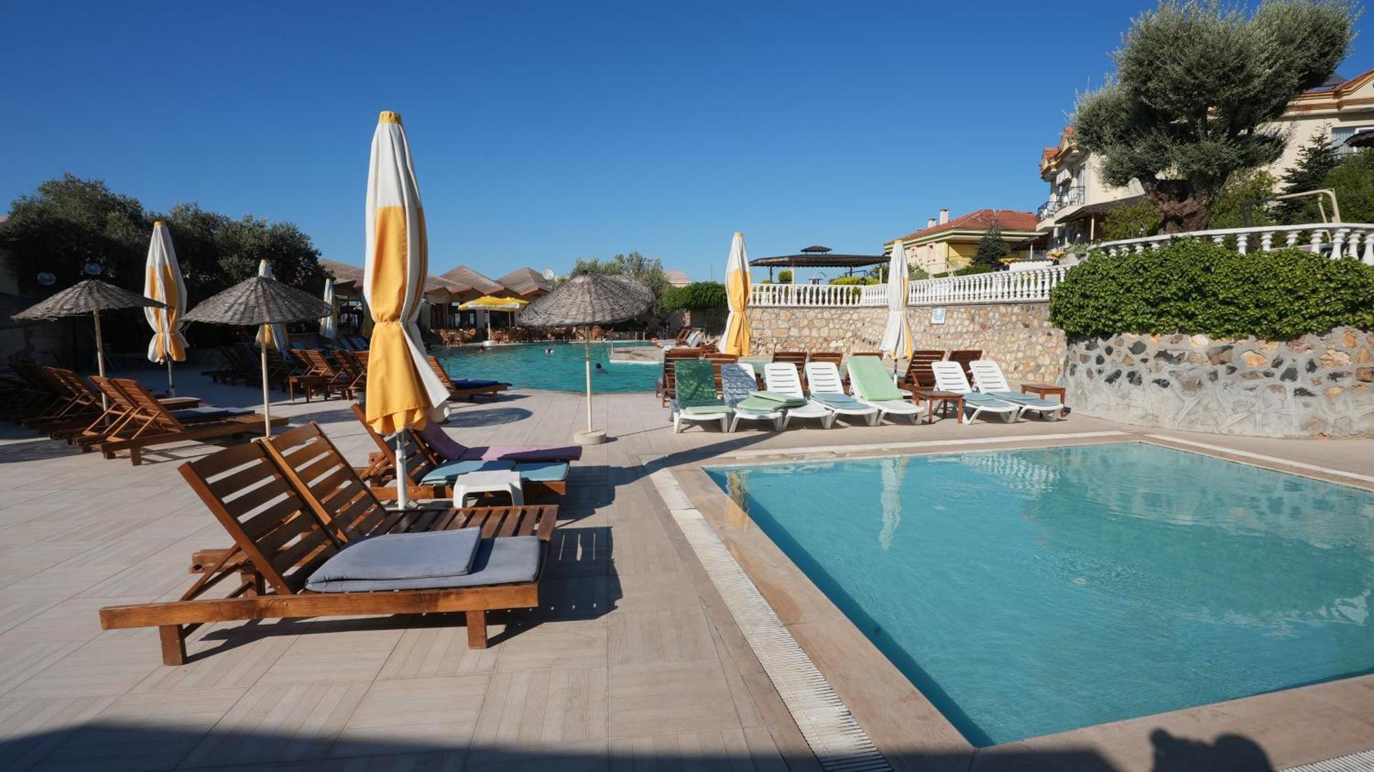 Alize Resort Hotel Yenifoca Eksteriør billede
